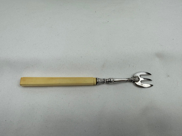 Box of 12 silver oyster forks
