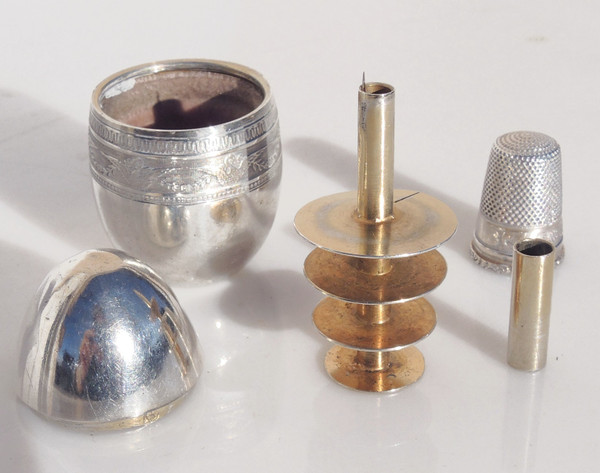 Cousette Sewing Kit Solid Silver Egg Needle Holder Spool Thimble