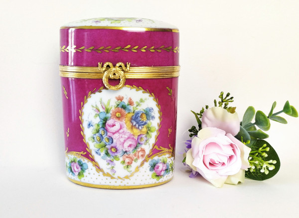 Hand Painted Porcelain Box with roses and flowers 20th c