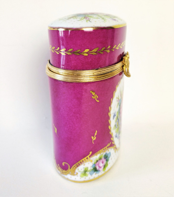 Hand Painted Porcelain Box with roses and flowers 20th c