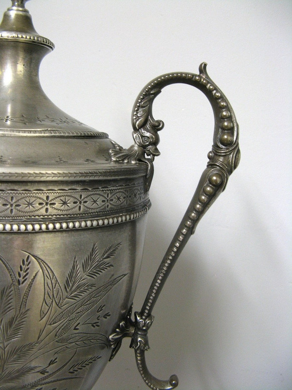 Fontaine à Thé XIXe. Samovar Mi-victorien.