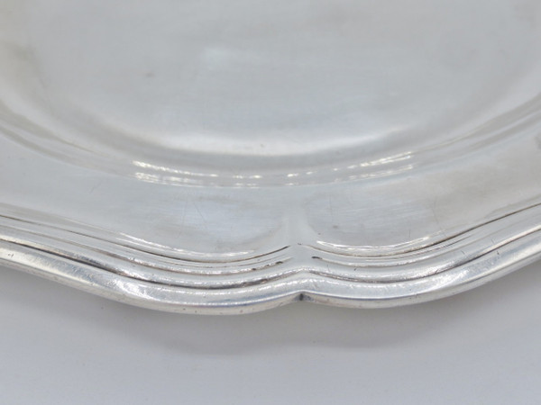 Contours dish, Massive silver 18th century.