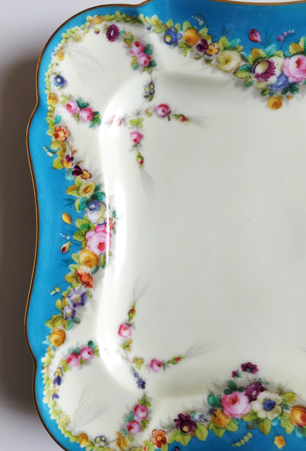 Pair of square plates in hand-painted porcelain of Paris