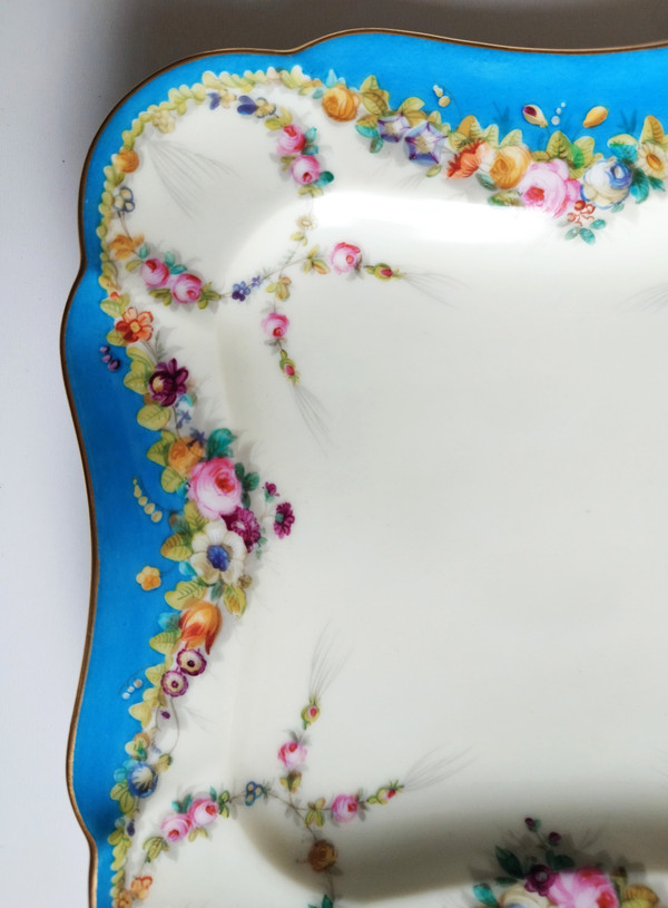 Pair of square plates in hand-painted porcelain of Paris