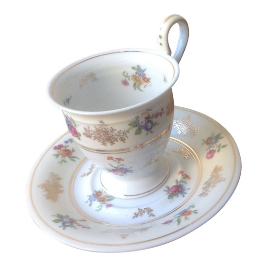 Limoges porcelain cup and saucer signed by Raynaud (1930)