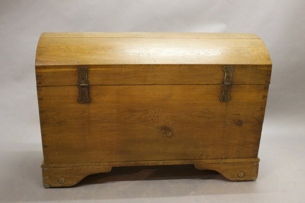 Cassapanca con piano curvato in quercia chiara del XIX secolo