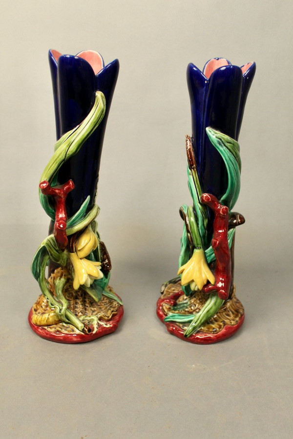Coppie Di Vasi Decorati Con Fiori In Maiolica Sarguemines