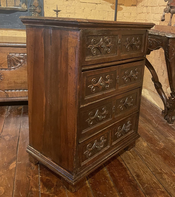 Small Italian Walnut Chest of Drawers-17th Century