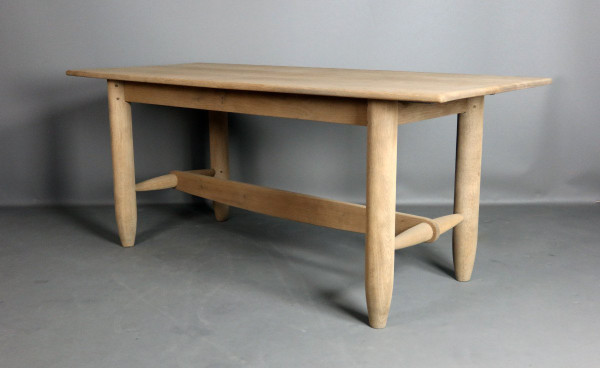 Table en chêne XXe siècle