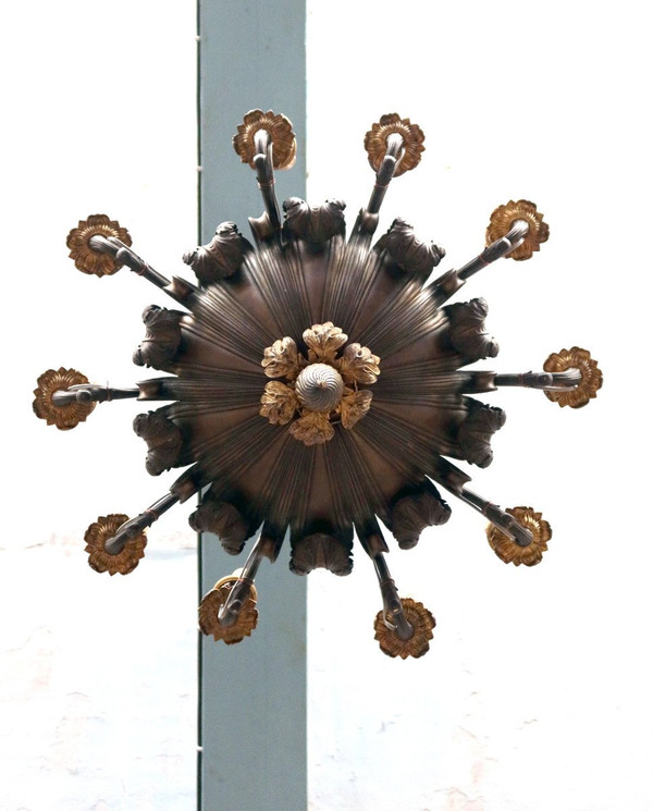 Kronleuchter aus der Restaurationszeit