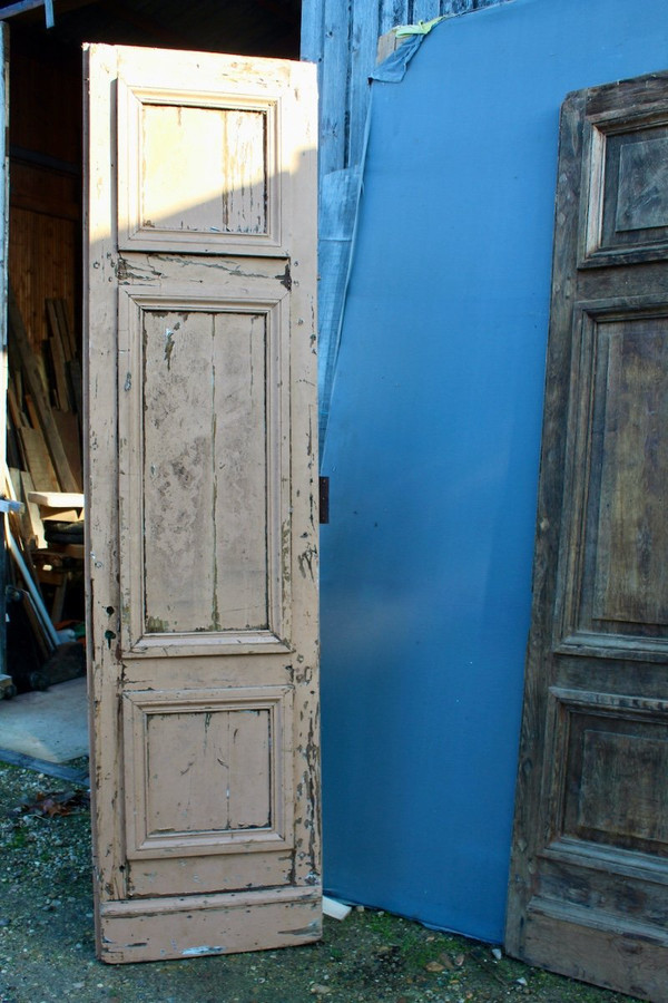 Important Pair of 19th Century Oak Landing Doors