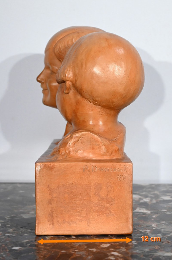 Groupe en Terre Cuite patinée, « Mère et ses enfants », signé P. Dumont, Art Déco – 1920