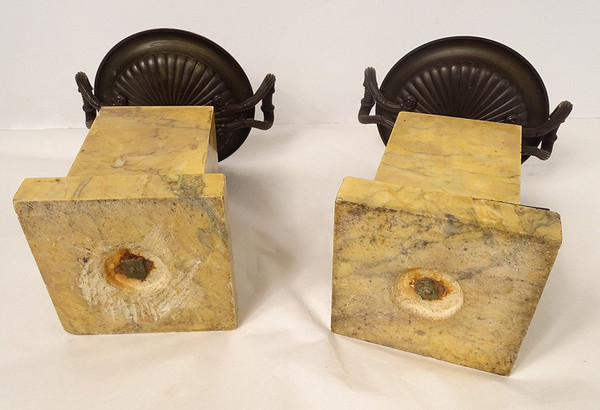 Coppia Cassolette Decorative in Marmo di Siena Bronzo Restauro XIX Secolo
