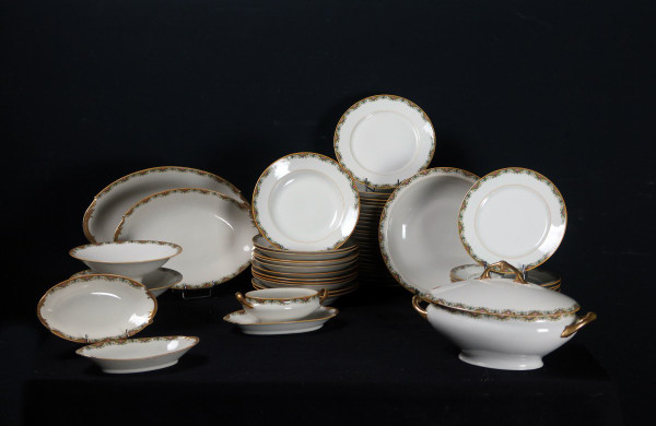 Service De Table 57 Pièces Betoule Et Legrand Limoges