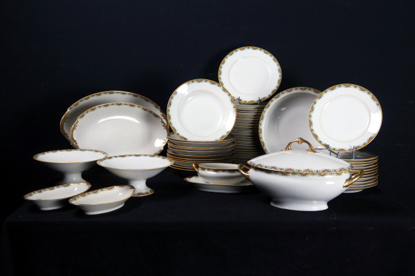 Service De Table 57 Pièces Betoule Et Legrand Limoges