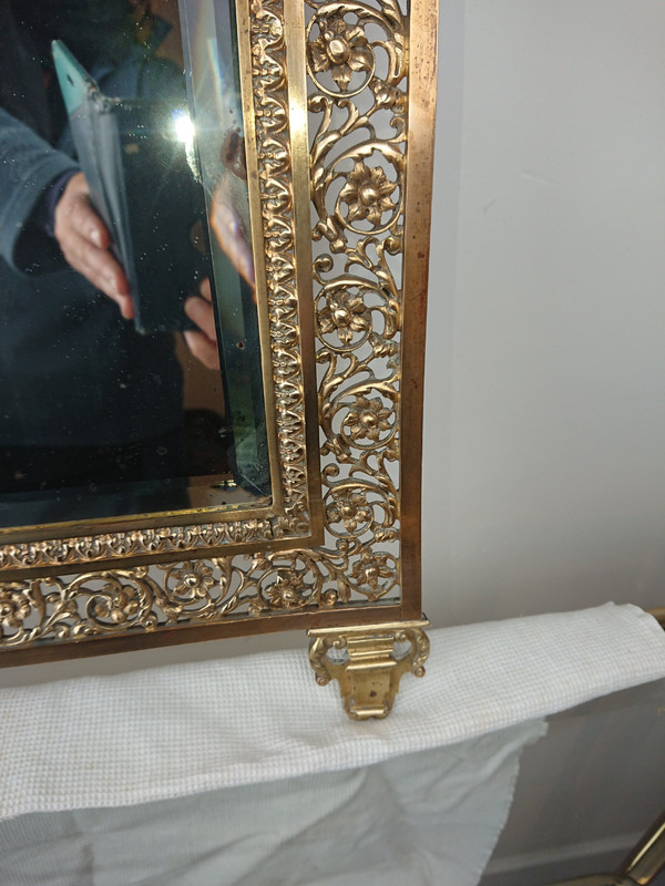 Specchio in ottone mix di generi