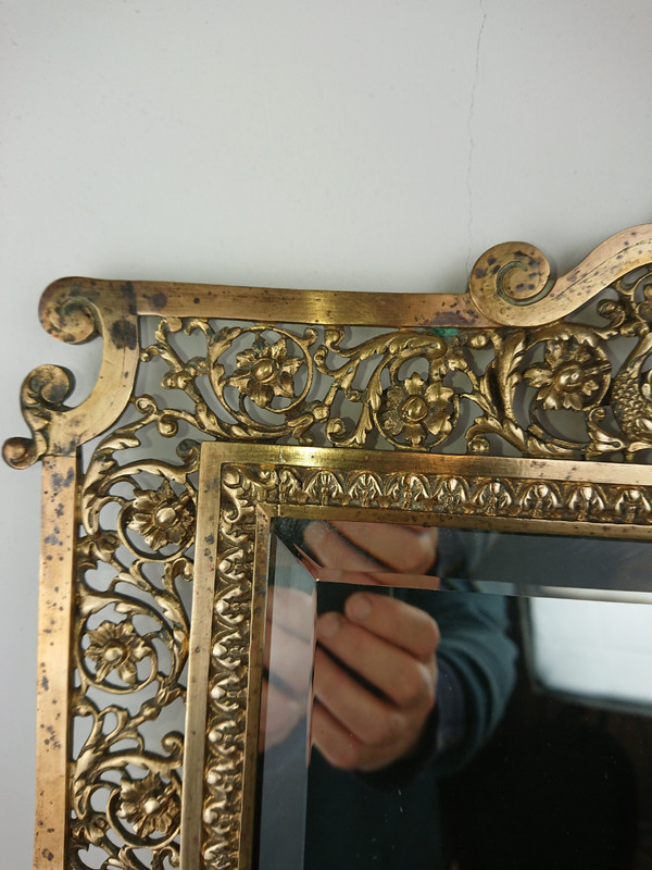 Specchio in ottone mix di generi