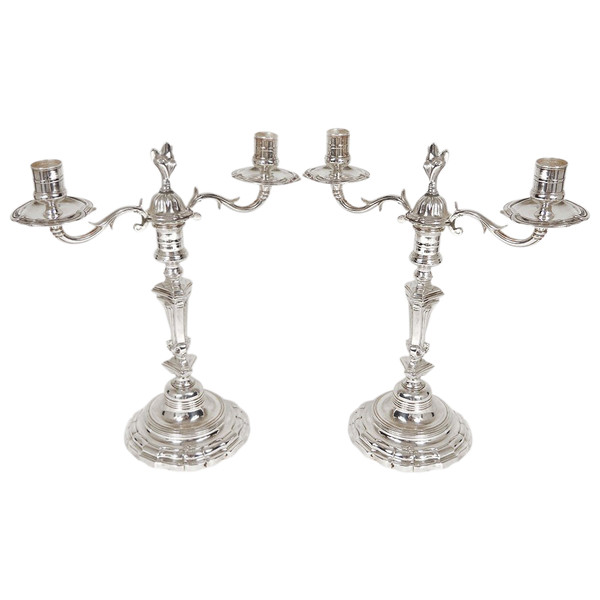 Coppia di candelabri Regency a 2 luci in bronzo argentato del XIX secolo