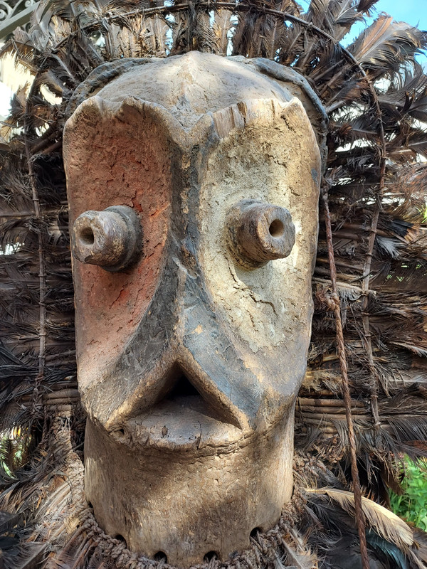 Bembe mask and set