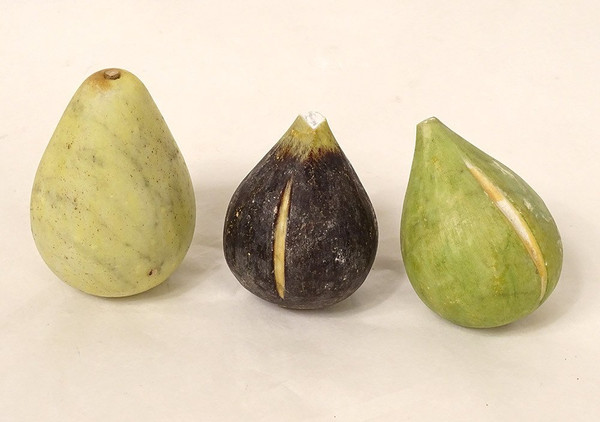 Ensemble 9 Fruits Marbre Carrare Polychrome Pomme Pêche Figue Poire XIXème