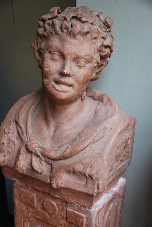 Ein Paar Terrakotta-Büsten aus der Directoire-Epoche und ihre Hüllen