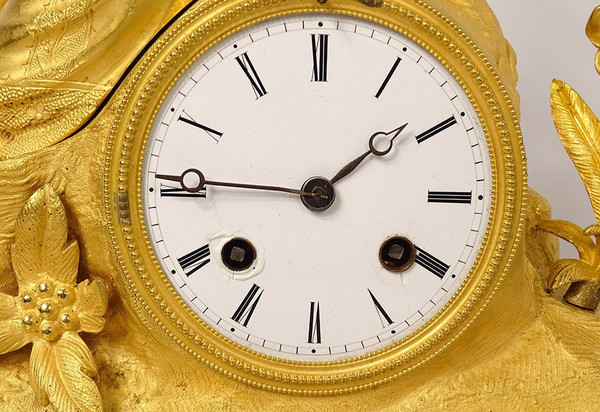 Romantic Clock Bronze Gilt Young Elegant Woman Reading 19th century