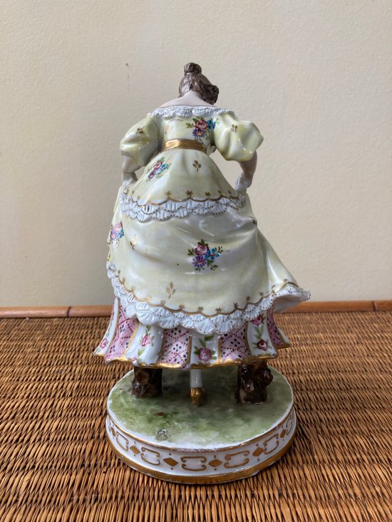 Scheibe-Alsbach porcelain statuette - late 19th