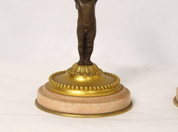 Coppia di candelieri torce in bronzo marmo Angelots Loves Napoleone III XIX secolo