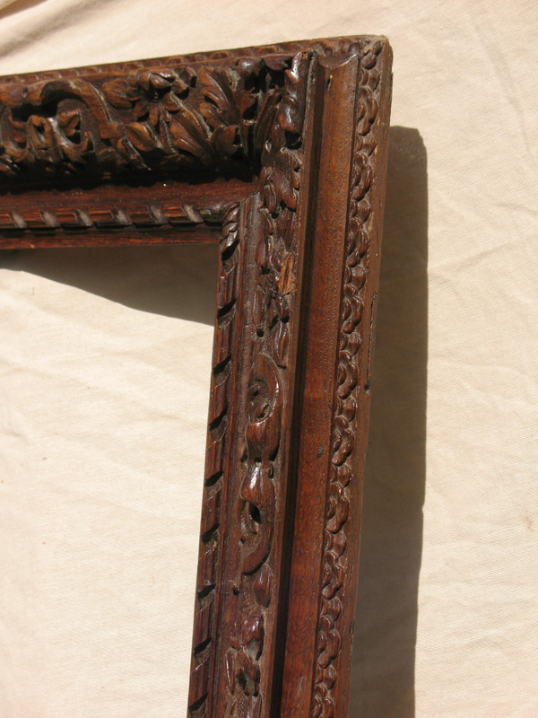 Large early 19th century carved oak frame in the Louis XIII style
