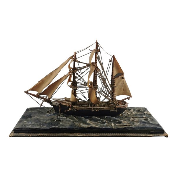 Diorama representing a 20th century boat