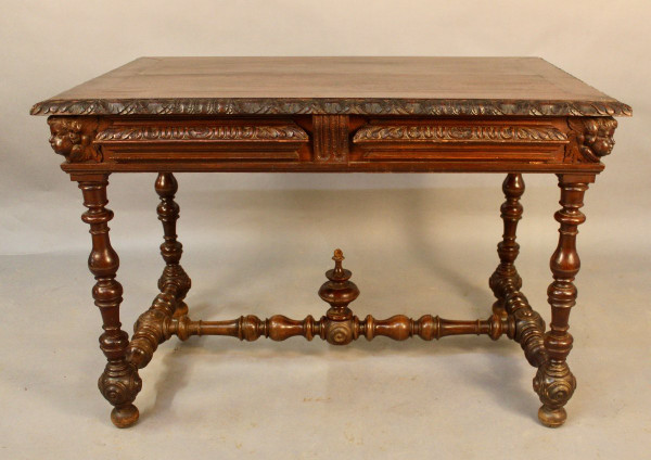 Table à écrire Style Louis XIII à Décor De Putti