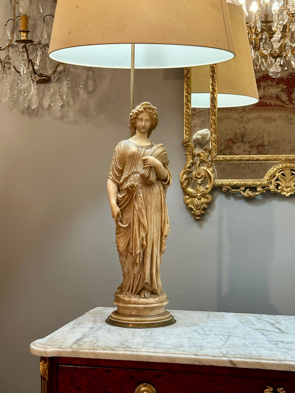 Exceptionnelle Paire De Sculptures En Albâtre d'Epoque XIXème (112cm)