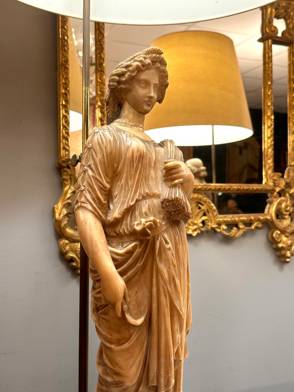 Exceptionnelle Paire De Sculptures En Albâtre d'Epoque XIXème (112cm)