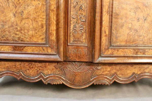 Armadio da sposa Bressane del XIX secolo