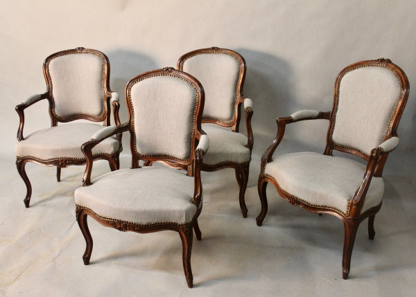 Suite De 4 Fauteuils Cabriolet Epoque Louis XV