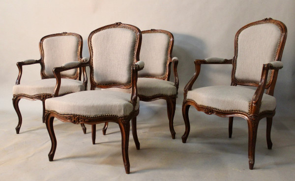 Suite De 4 Fauteuils Cabriolet Epoque Louis XV