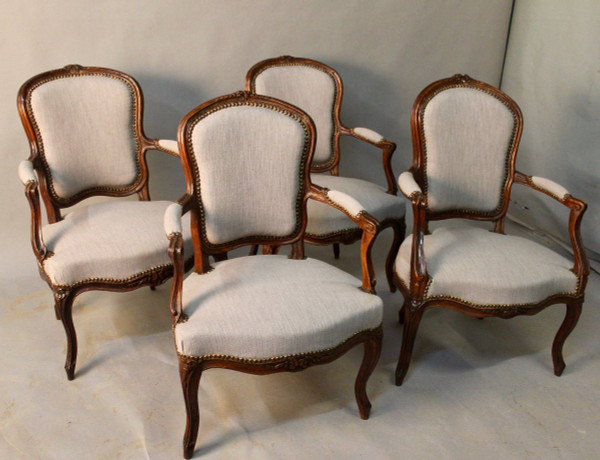 Suite De 4 Fauteuils Cabriolet Epoque Louis XV