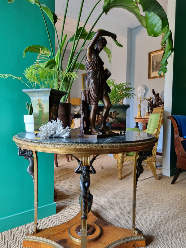 Grand bronze l'Amazone Blessée, belle fonte numérotée de Barbedienne.