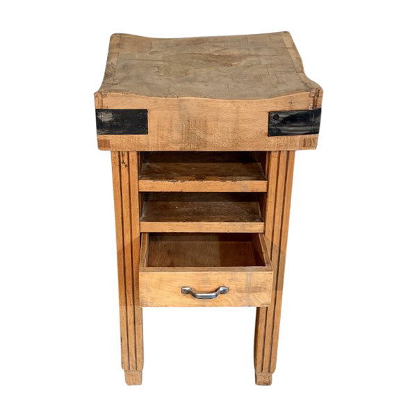 Butcher's table from the early 1900s