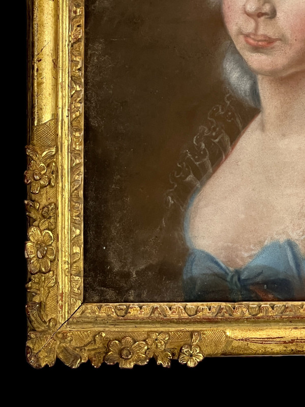 PASTEL XVIIIe SOUS VERRE " PORTRAIT DE FEMME DE QUALITÉ " AVEC CADRE XVIIIe