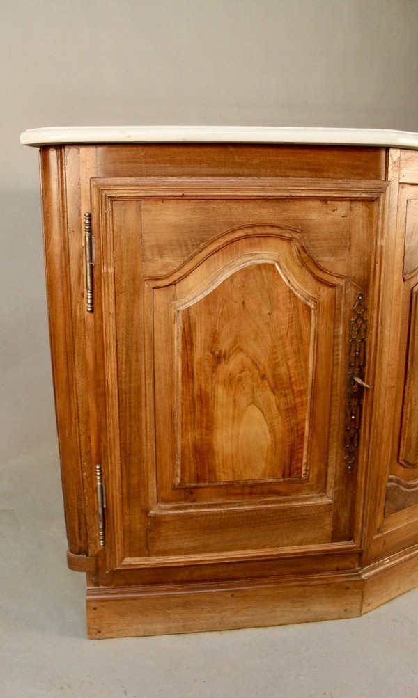 Walnut Trim Corner Carrara Top