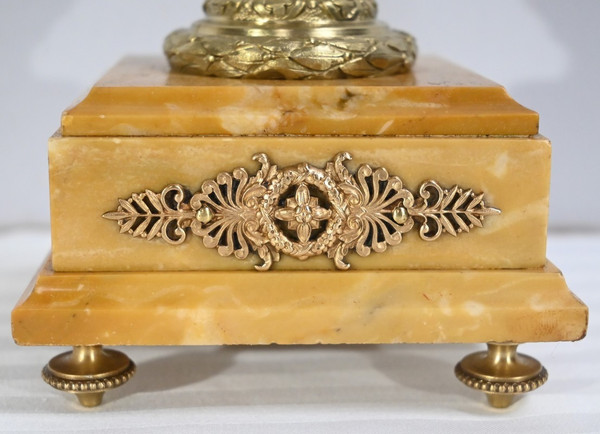 Important Marble and Bronze Mantel Insert, Empire style - 2nd half 19th century