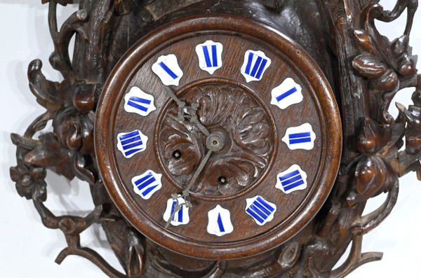 Important Oak clock, Renaissance style - Early 20th century