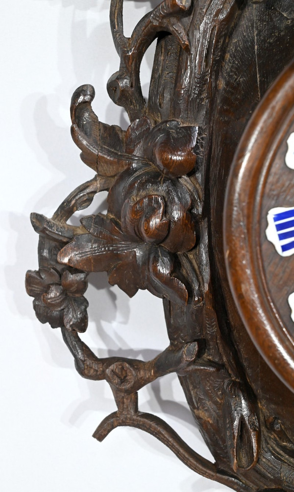 Important Oak clock, Renaissance style - Early 20th century