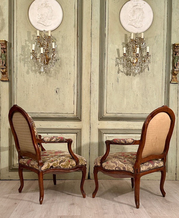 Coppia di Fauteuils A La Reine di epoca Luigi XV circa 1750