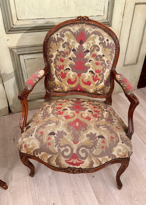 Coppia di Fauteuils A La Reine di epoca Luigi XV circa 1750
