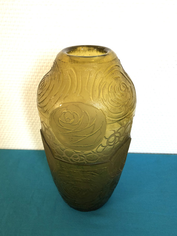 Ancien vase ART DECO en cristal gravé à l'acide signé MONTJOYE 21 cm Legras