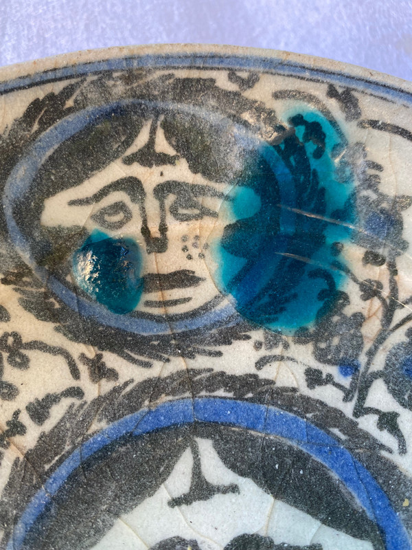 Qâjâr ceramic bowl with Khorshid Khanoom decoration
