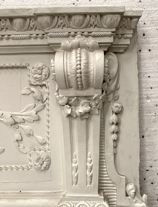 Decorative panel or door top in wood and patinated stucco 19th century