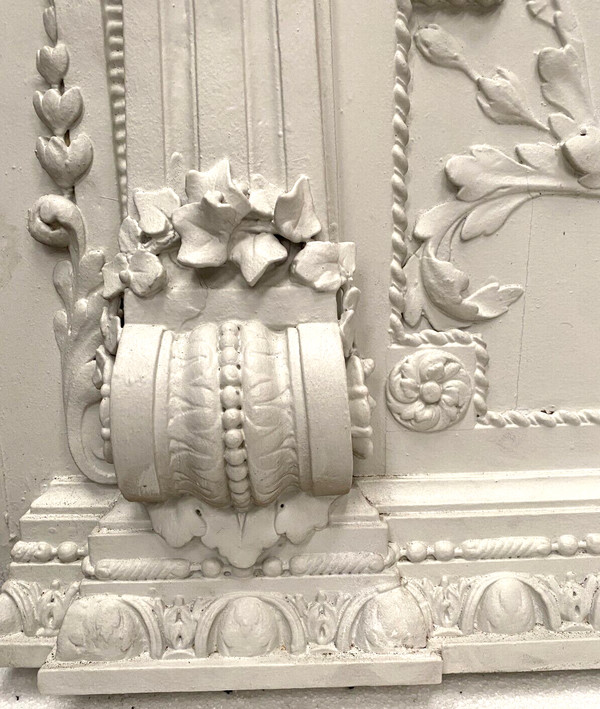 Decorative panel or door top in wood and patinated stucco 19th century